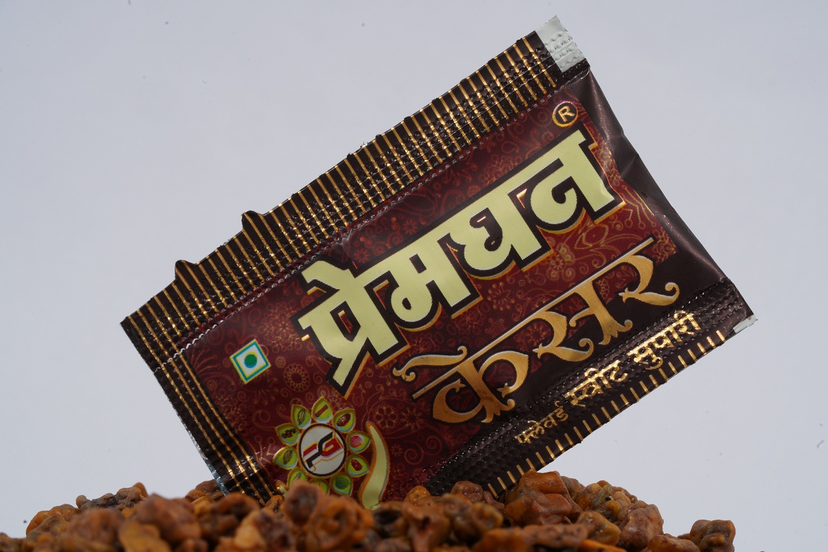 Supari Pouch Kesar